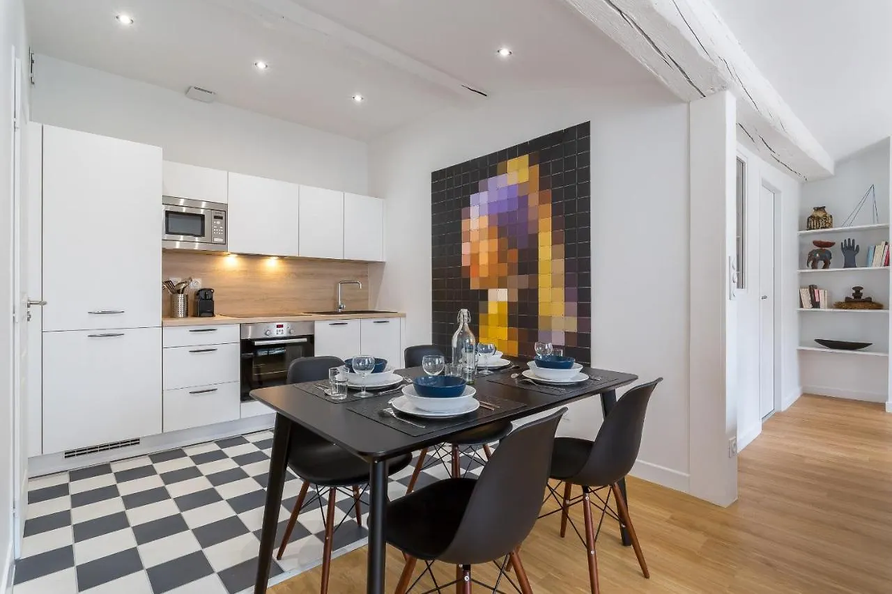 Dify Vitton - Massena Apartment Lyon France